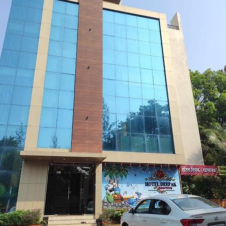Hotel Deepak Executive, Ganpatipule Exterior foto